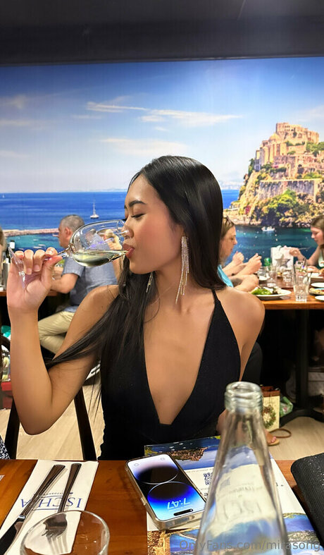 mirasong star high quality photo