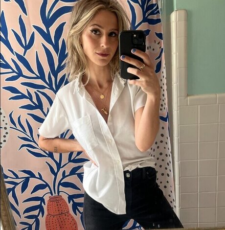 Alicia Bognanno hd actress gallery