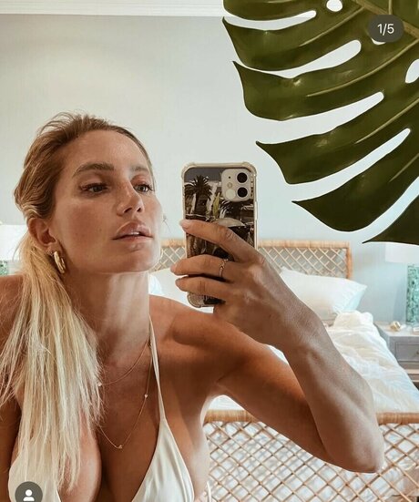 Jem Touchdown model porn pics