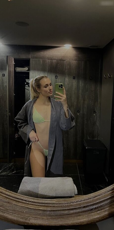 Greta Engelfried naked star photos