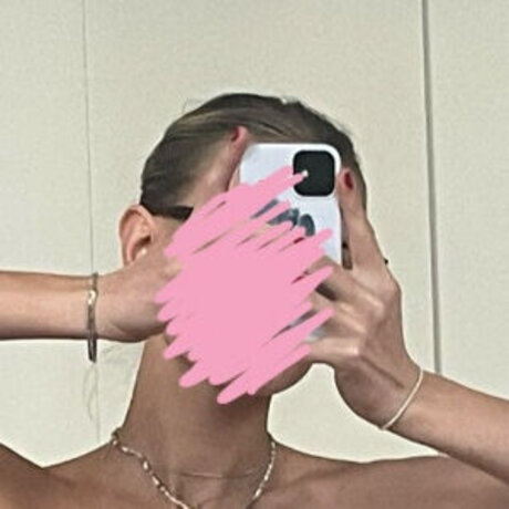 Queenjulietx model sex pic