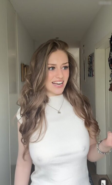 Yana Clare high quality pornstar gallery