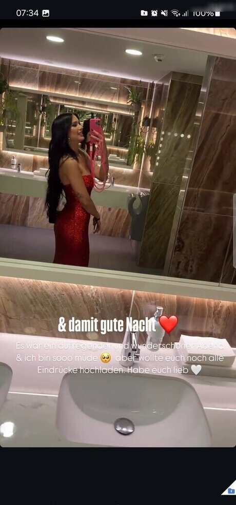 Coupleontour high quality pornstar pic