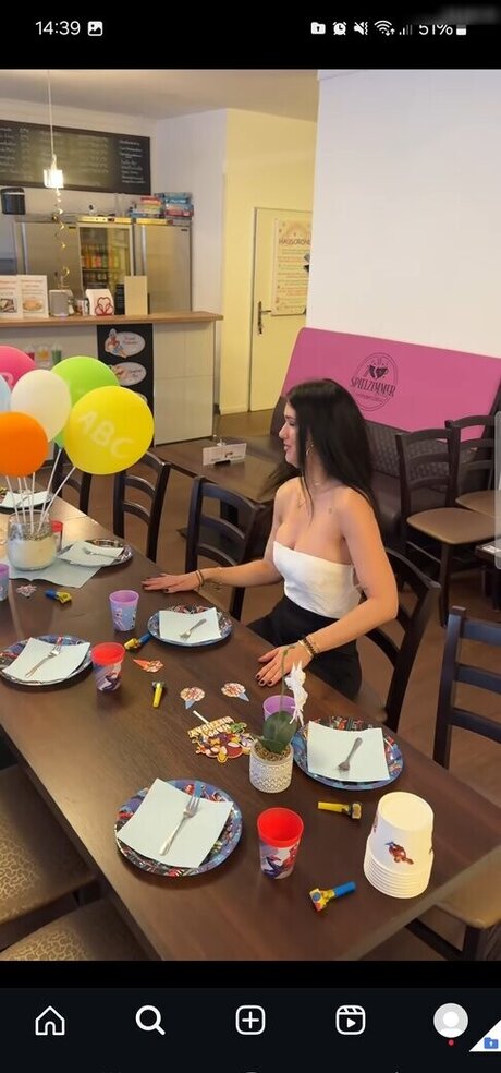 Coupleontour top model archive