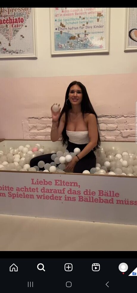 Coupleontour nude actress images