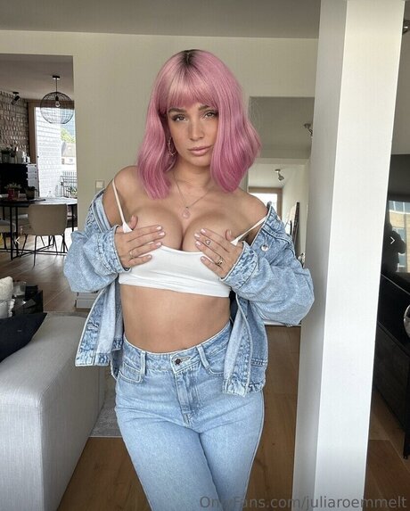 Julia R mmelt pornstar free photo