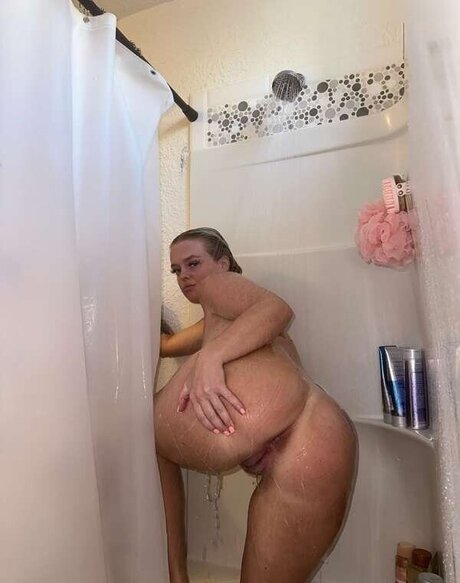 Taylor Richardson pornstar naked images