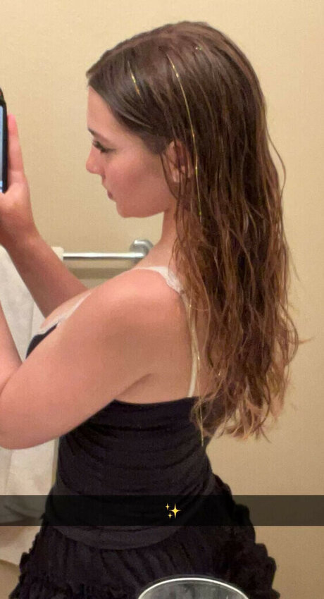 Sara Dobrik pornstar nude pic