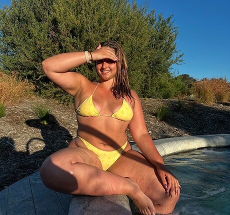 Anakakfit pornstar nude pic