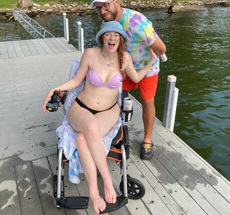 Fiona Cauley model art img