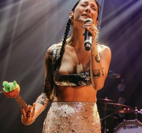 Japanese Breakfast free star galleries