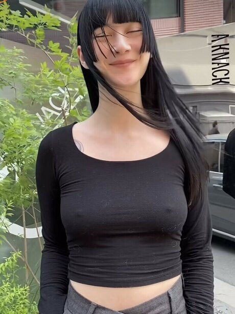 Japanese Breakfast sexy actress img