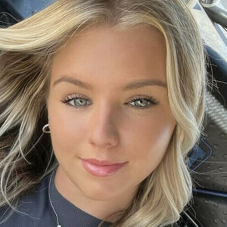 Amanda Sorensen hot star pictures