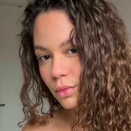 Karolpassosx pornstar nude pictures