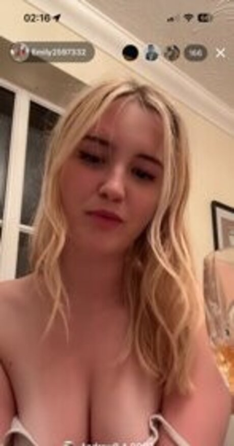 Emily xx hd pornstar picture