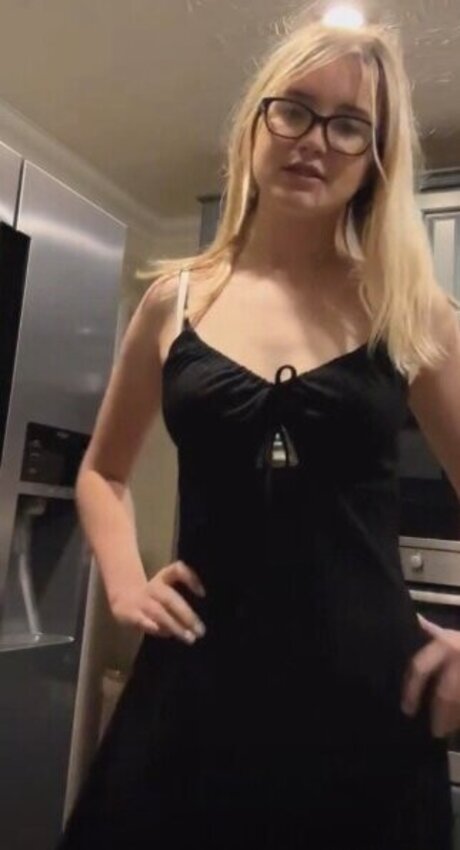 Emily xx naked actress archive