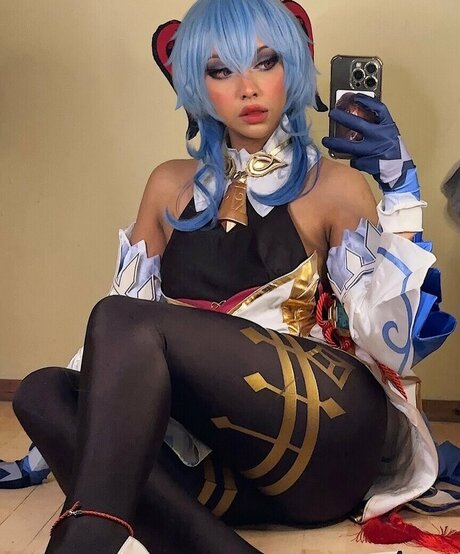 Brokuroos art actress pictures