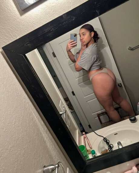 _hazelsent_ top star image