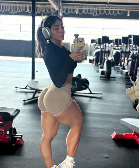 Amberestefania pretty actress photos