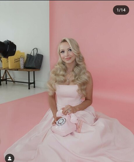 Kaylee Dudley sexy pornstar pictures