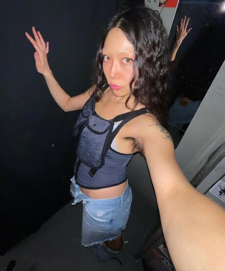 Sasami Ashworth model nice image