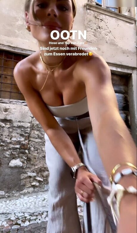 wife blowjob onlyfans exclusive images