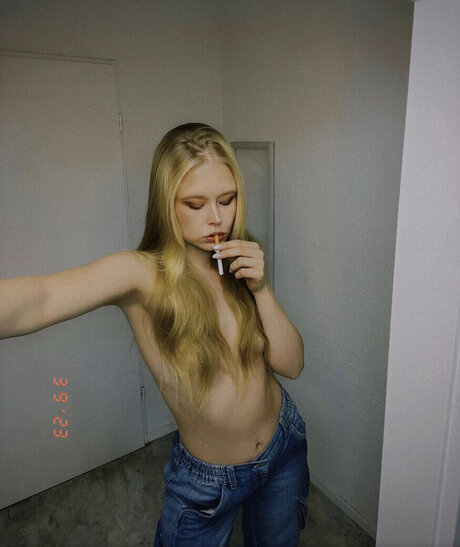 Marieejoan pornstar erotic gallery