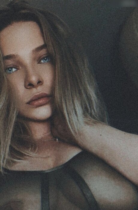 neeviliciouz nudes actress archive