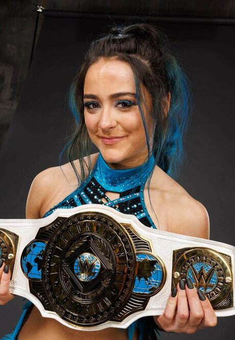 Lyra Valkyria xxx star pictures