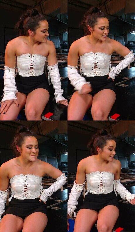 Lyra Valkyria model perfect galleries