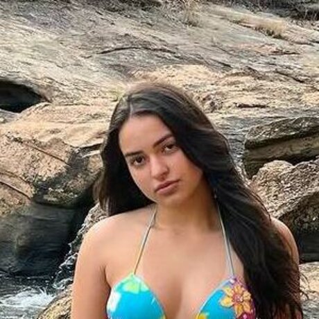 Joice Cadori model nude image