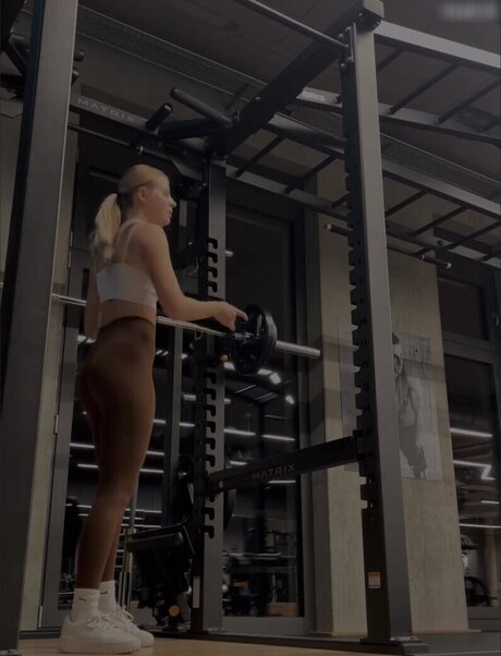 Vallixpauline naked actress photos