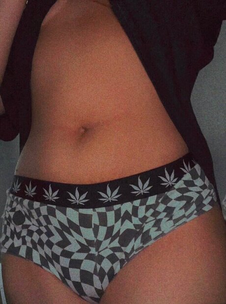 TaigaVS nude star images