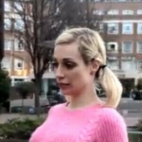 Chessie Kay nude model pic