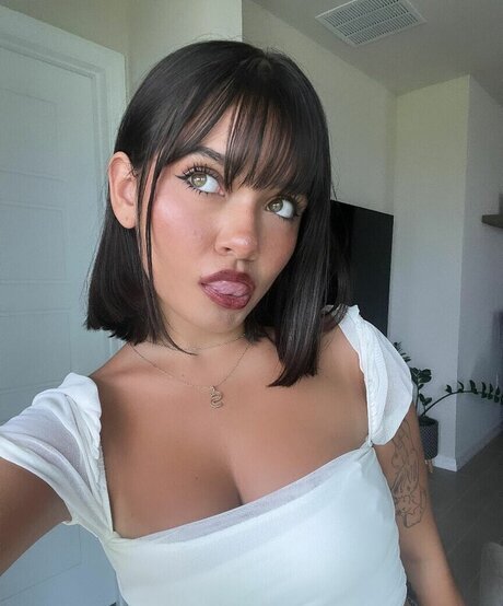 Sophie Michelle star pretty galleries