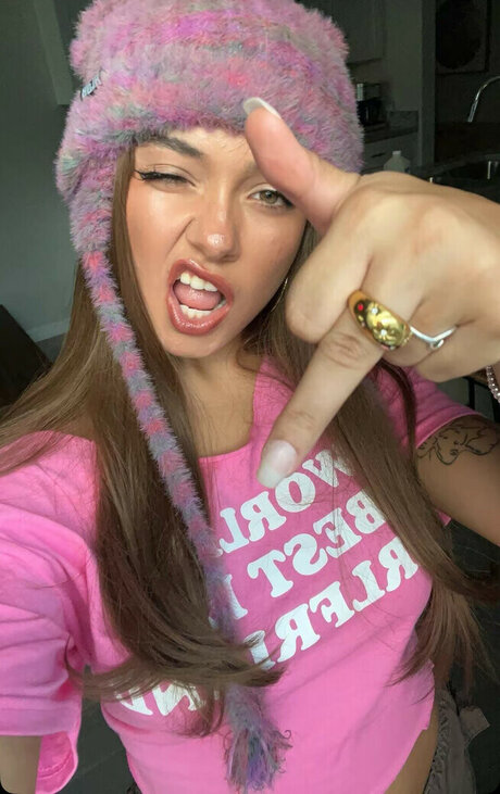 Sophie Michelle beautiful actress pic