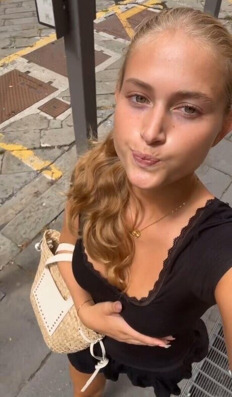 Zoe Kaeppele beautiful pornstar images