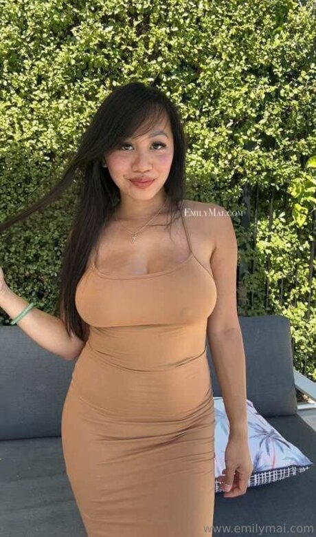 Emily Mai star beautiful image