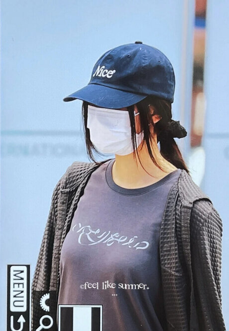 Haerin model sexy gallery