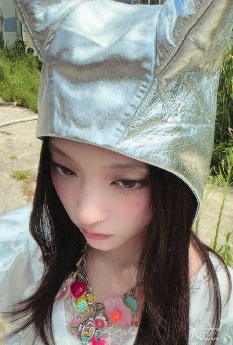 Haerin pornographic star galleries