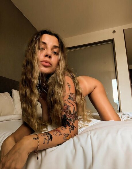 goth girls onlyfans hot photos