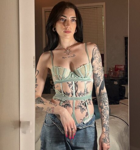 sadieeden_ pornstar hd photo