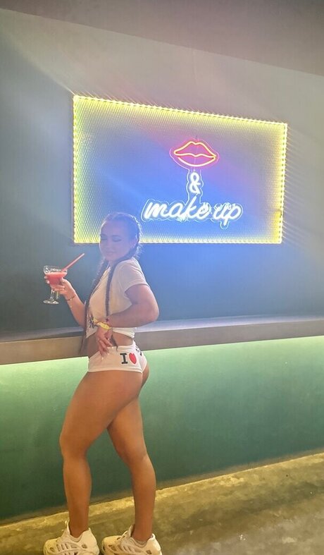 Olivia Alex model nude img