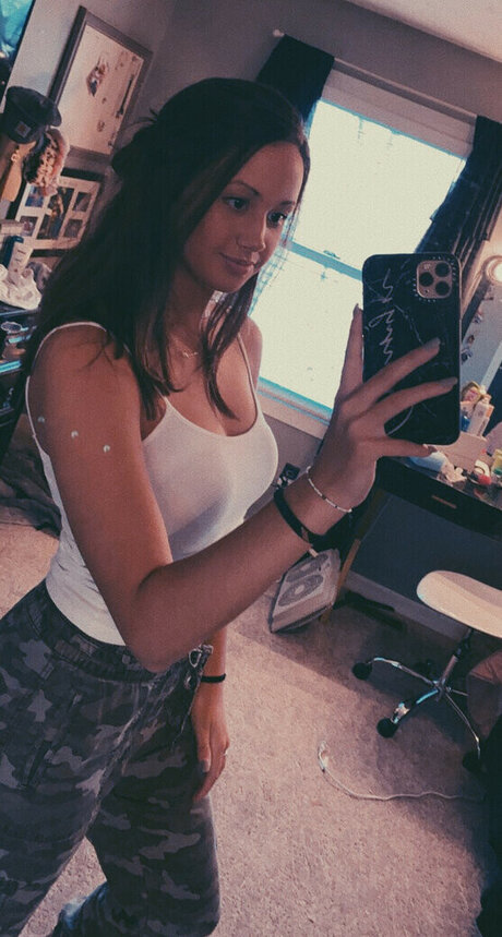 Camryn Blair top star img