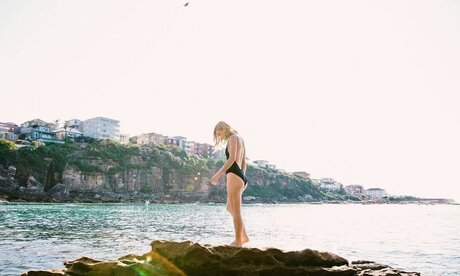 Raechelle Banno model hd pictures