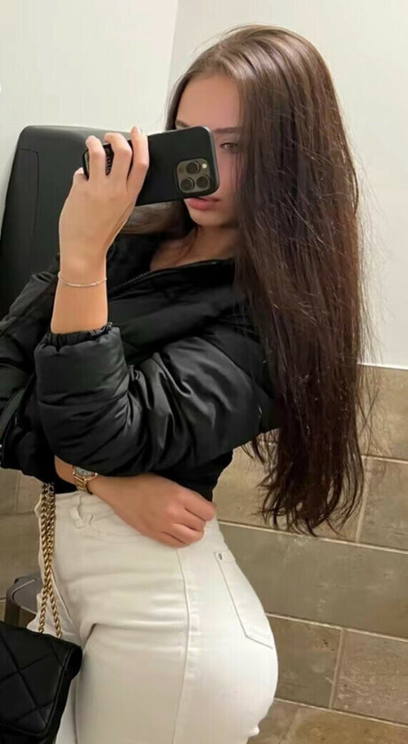 Cristin Violet hot star pic