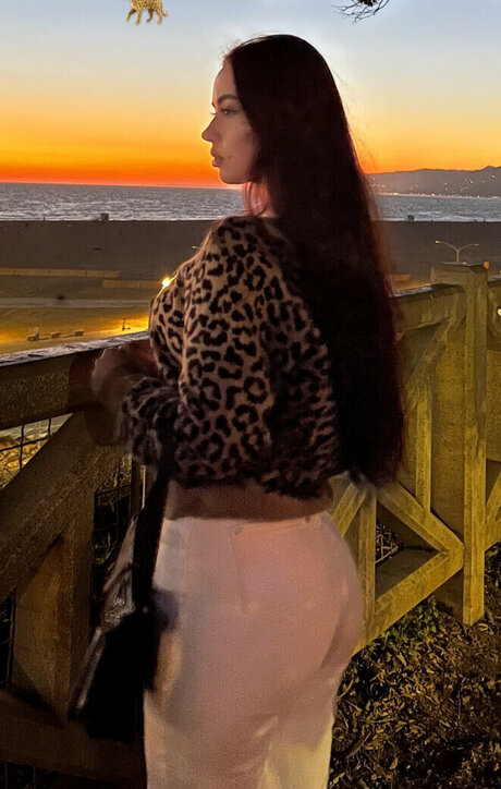 Cristin Violet hot star pictures