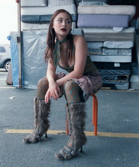 Lola Tung erotic star photos