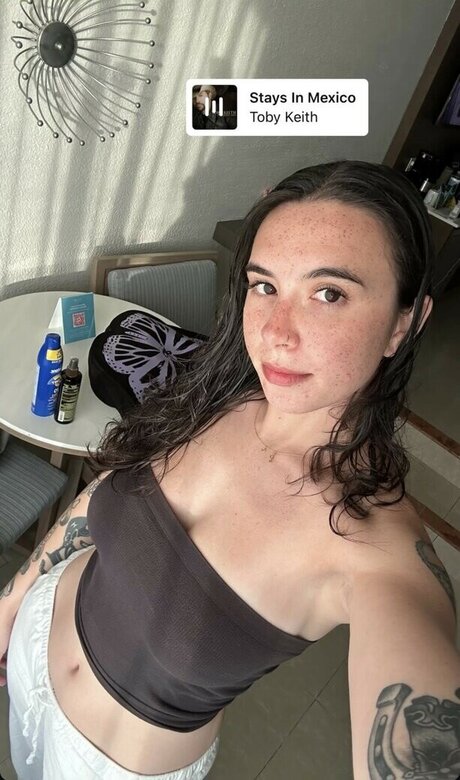 Madixvictoria model nude archive