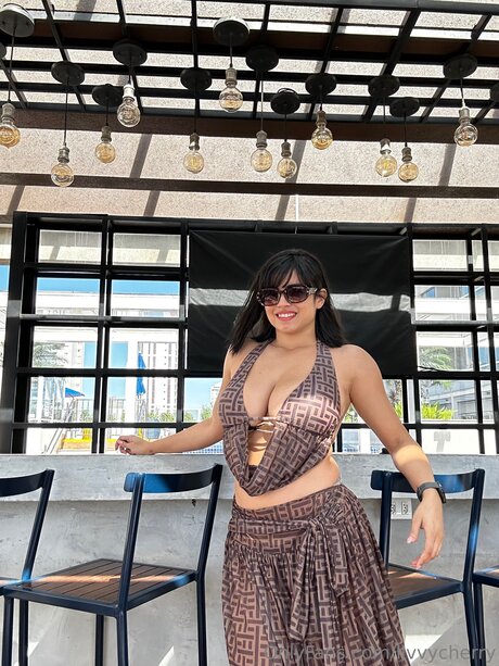 livvycherry exclusive star pictures